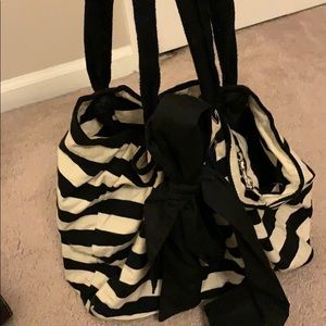 Striped cloth shoulder purse